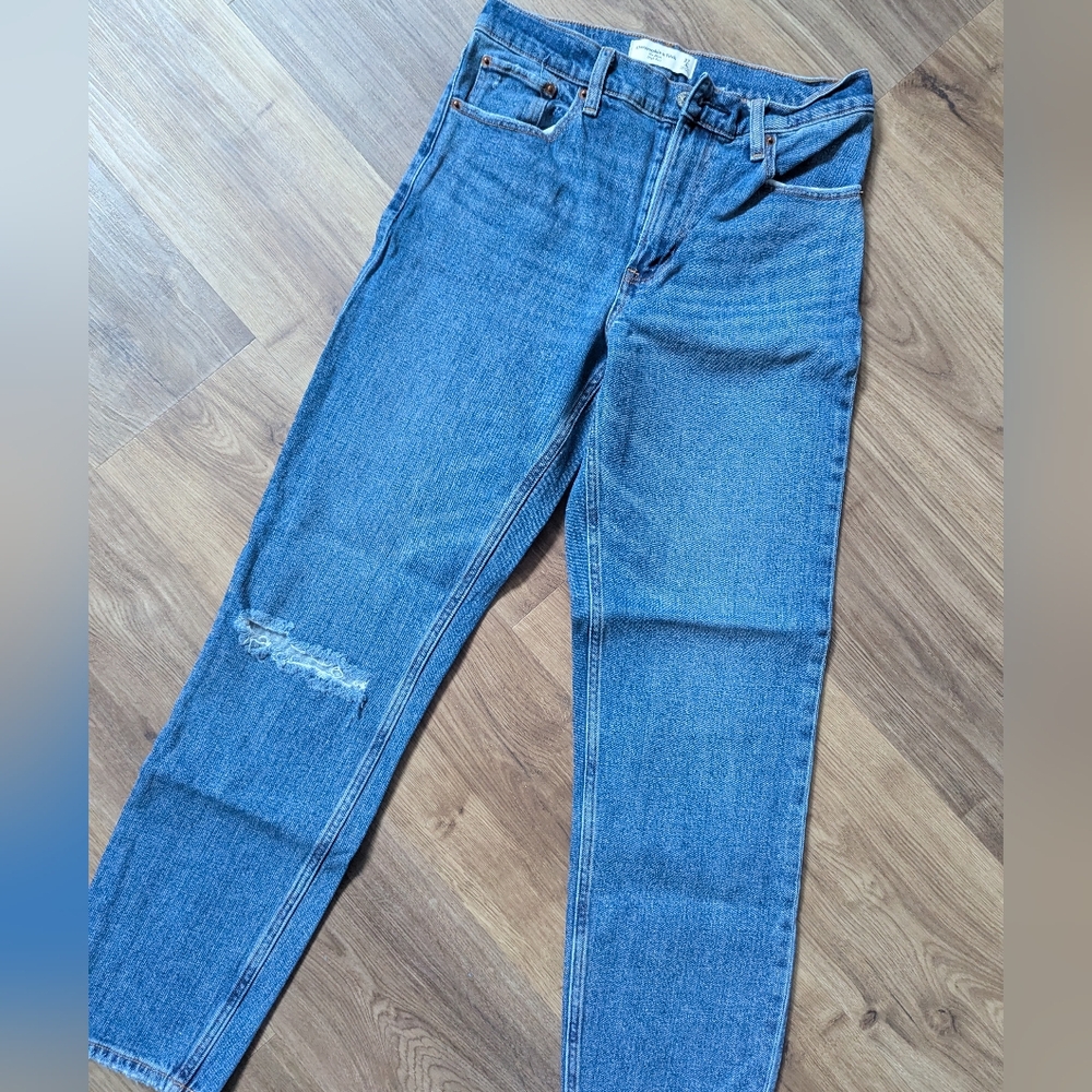 Abercrombie & Fitch Classic Blue Jeans